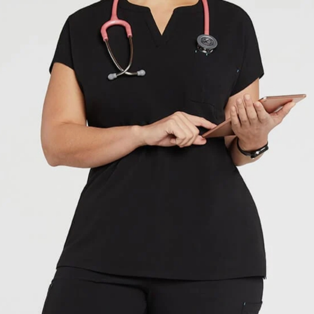 Dolan Mission 2-Pocket CORE Scrub Top